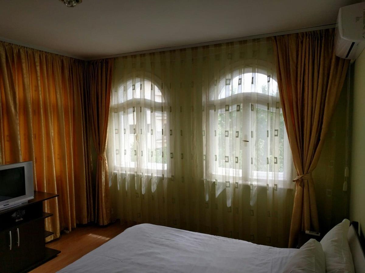 Casa Monica Hotell Băile Felix Exteriör bild