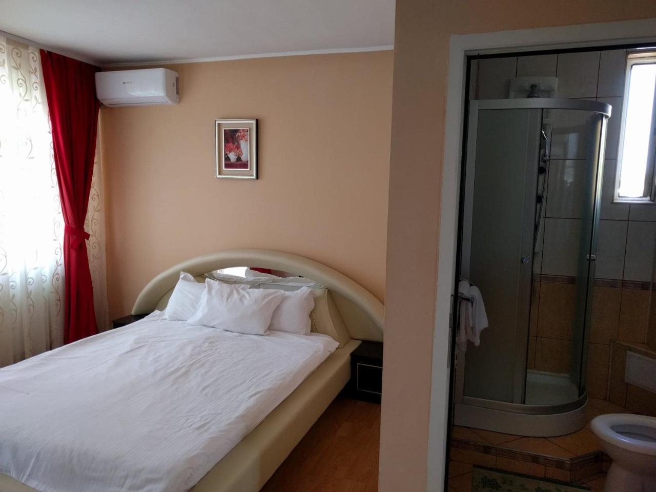 Casa Monica Hotell Băile Felix Exteriör bild